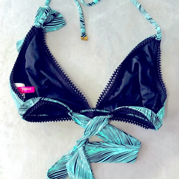 BETSEY JOHNSON Swim Teal Black
Rhinestone Bow Bikini. Size Small Top & Bottom - Picture 4 of 12